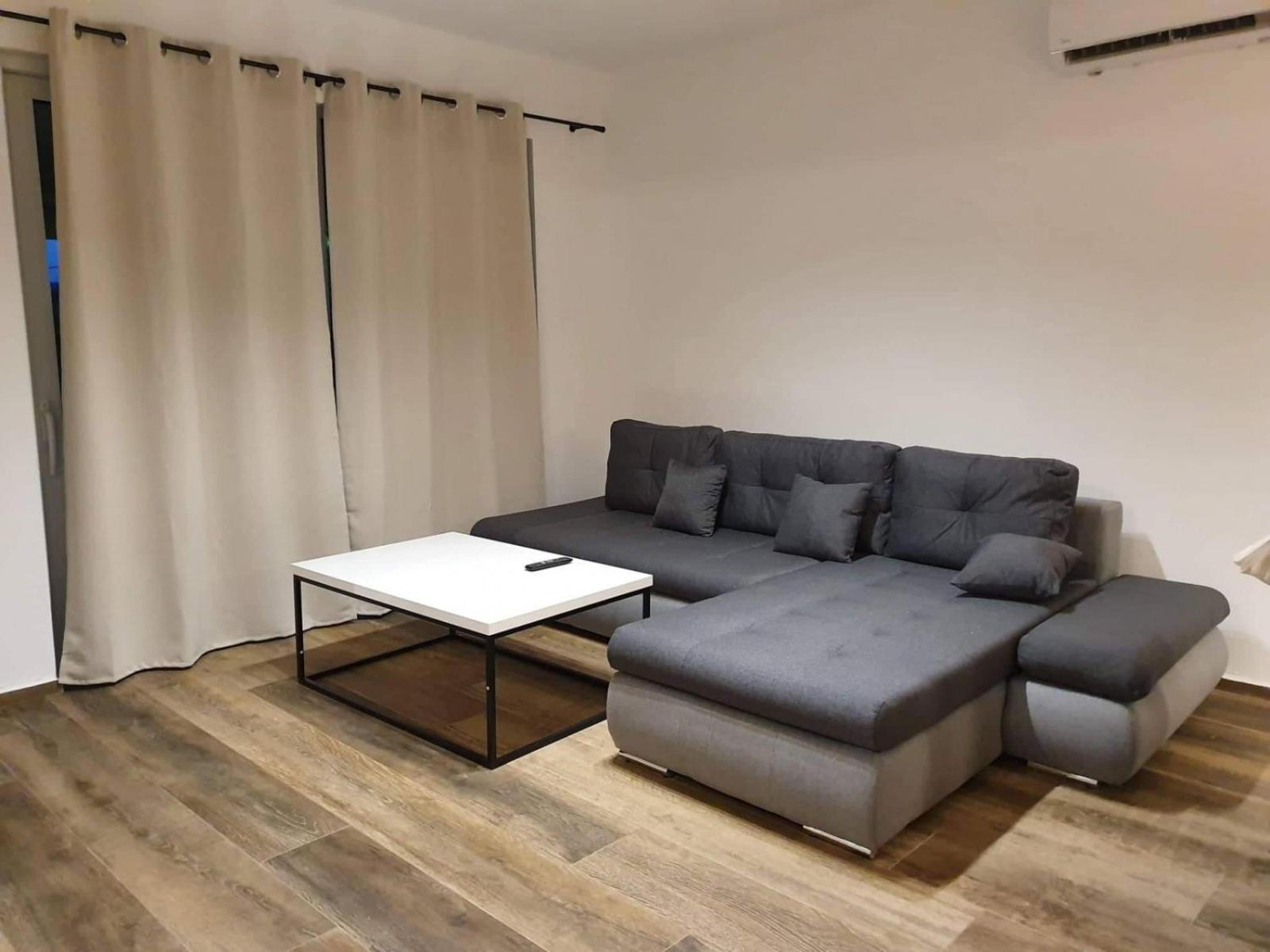 In With Sea View, Balcony, Air Conditioning, Wifi 5075-1 Turanj